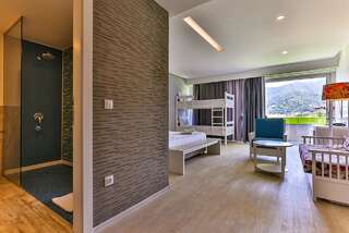 Отель Iberostar Bijela Park Биела Семейный номер с боковым видом на море-3